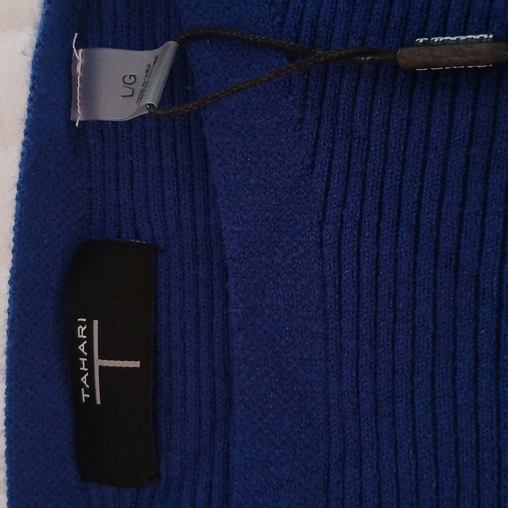Blue Sweater with Gold Studded Sleeves TAHARI LARGE BNWT - Picture 3 of 8